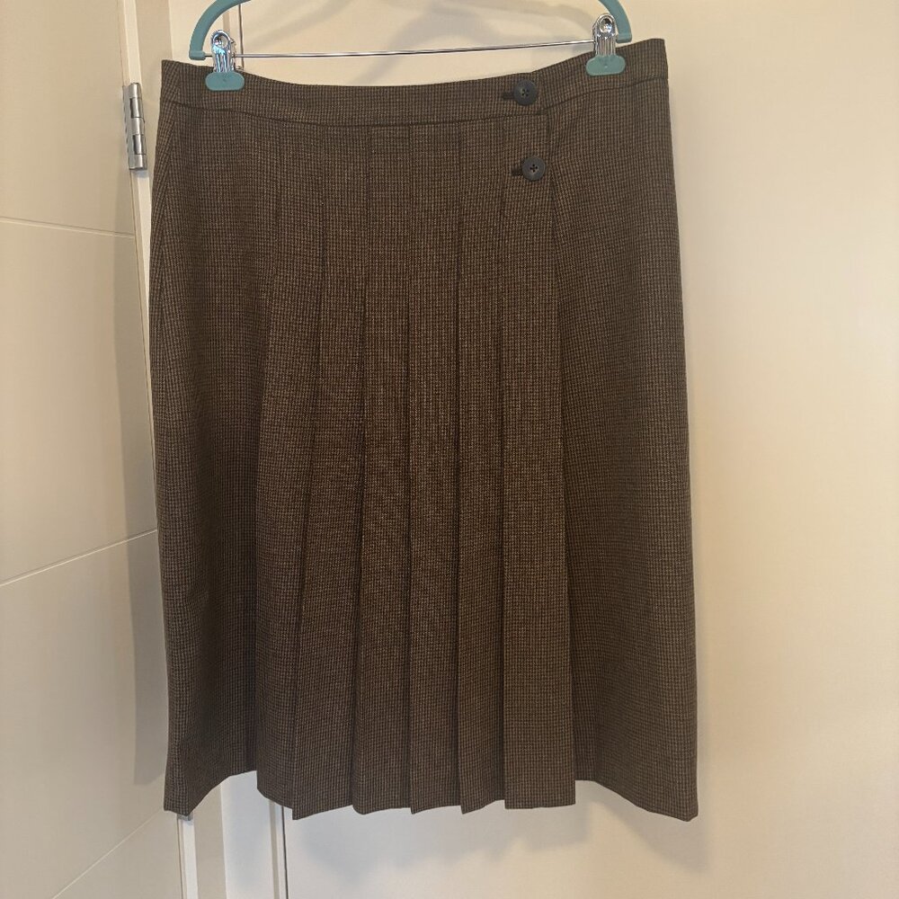 kilt-style warm wool skirt